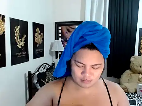 TSbrianaHugeCock online show from 02/07/26, 11:51