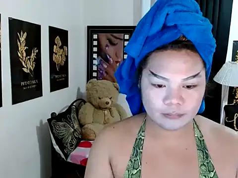 TSbrianaHugeCock online show from 04/10/26, 02:02