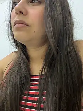 lulix69 online show from 02/04/26, 12:05