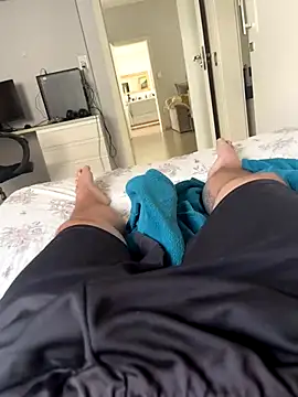 Novinho16cmz online show from 11/07/25, 04:00