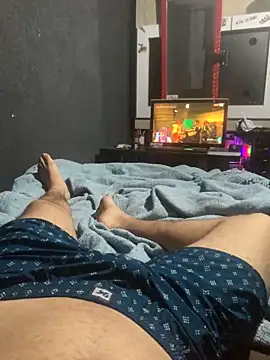 Snapshot of o-theus chatting on 10/07/25, 04:24 o-theus online show from 10/07/25, 04:24