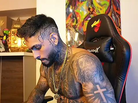 logan hugh8 online show from 10/02/25, 01:31