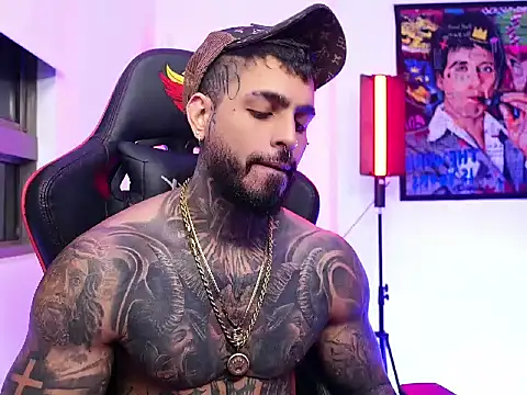 logan hugh8 online show from 11/14/25, 05:33