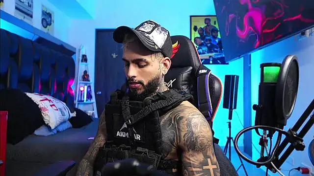 logan hugh8 online show from 02/20/26, 11:39