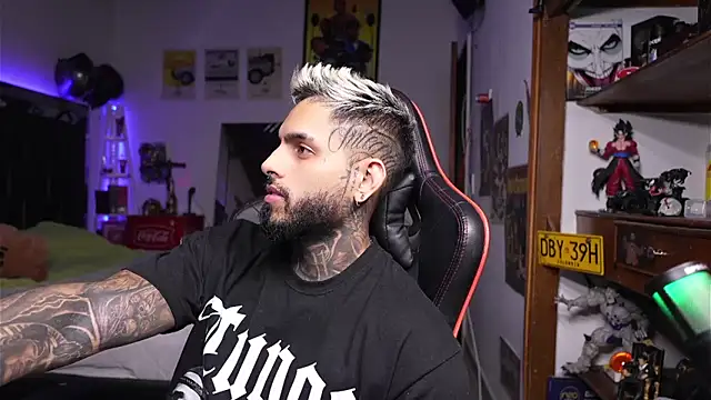 logan hugh8 online show from 04/09/26, 04:58