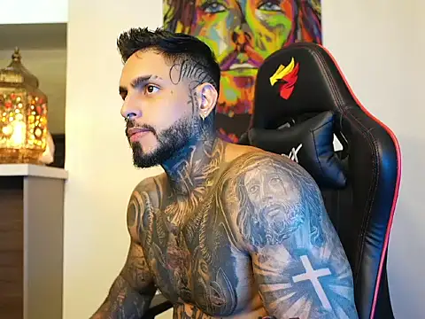 logan hugh8 online show from 09/24/25, 04:19