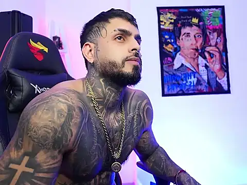 logan hugh8 online show from 11/25/25, 01:17