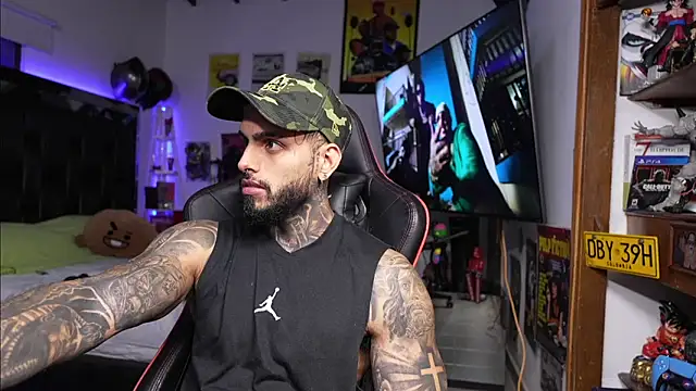 logan hugh8 online show from 03/16/26, 03:25