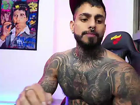 logan hugh8 online show from 10/25/25, 03:28