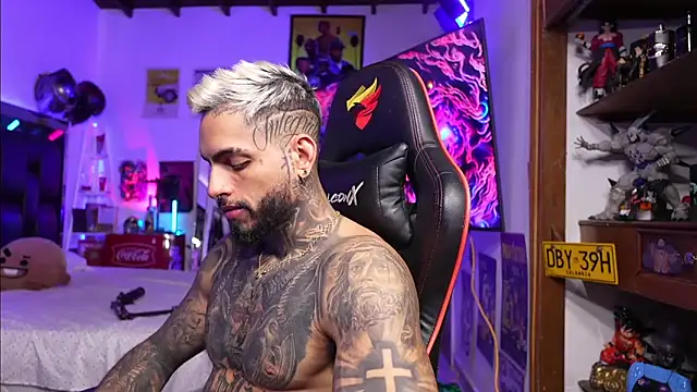 logan hugh8 online show from 03/09/26, 04:43