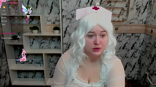 HelenHartt online show from 10/30/25, 02:54