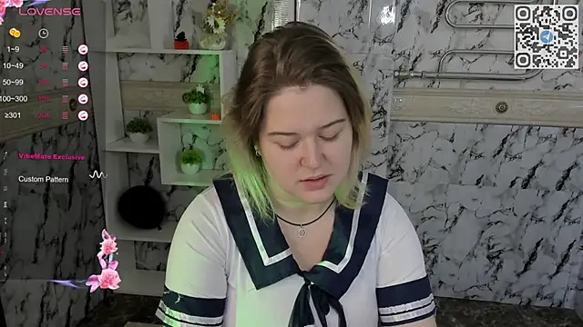 HelenHartt online show from 11/04/25, 06:06