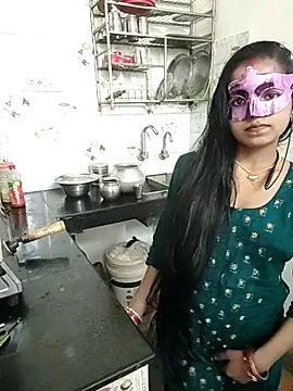 LOVE568 online show from 11/09/25, 05:55