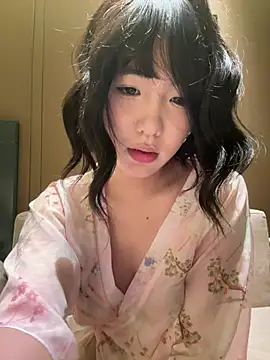 luluya1314 online show from 04/18/26, 05:54