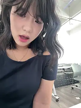 luluya1314 online show from 04/24/26, 05:31