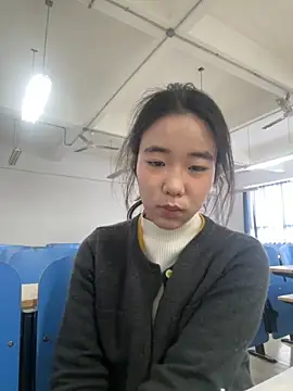 luluya1314 online show from 11/13/25, 02:26