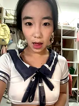 luluya1314 online show from 12/04/25, 08:02