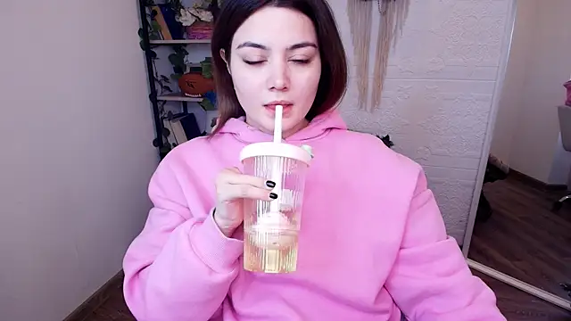 Dark Moni online show from 12/22/25, 02:55