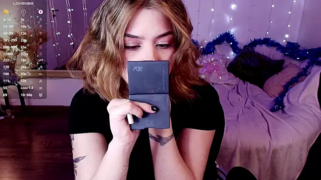 Dark Moni online show from 12/14/25, 02:51