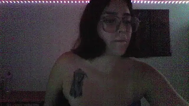 jenmarquez  online show from 10/30/25, 07:44