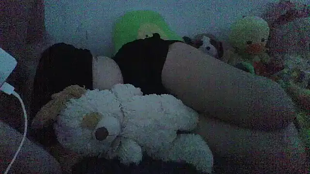 Snapshot of jenmarquez_ chatting on 09/30/25, 10:27 jenmarquez online show from 09/30/25, 10:27