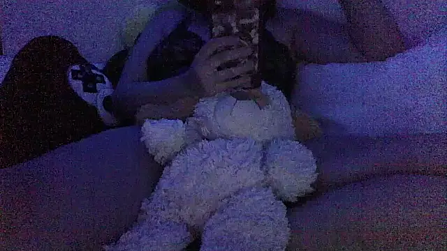 jenmarquez  online show from 10/27/25, 05:30