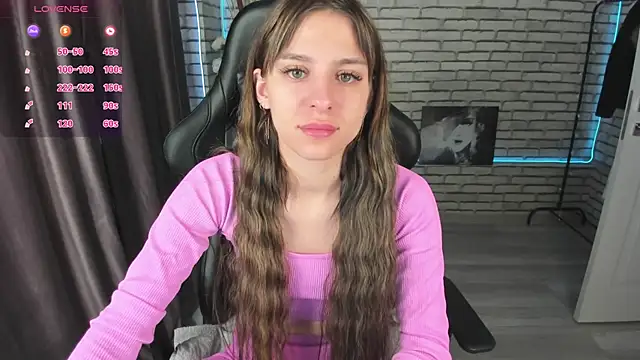 lasly moon online show from 10/12/25, 12:12