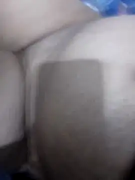 Snapshot of liza-212 chatting on 09/10/25, 07:29 liza-212 online show from 09/10/25, 07:29