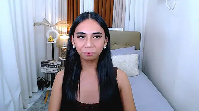 Snapshot of scarlet_smith7 chatting on 12/16/25, 11:58 scarlet smith7 online show from 12/16/25, 11:58