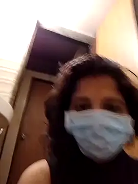 Love Foreverr12 online show from 11/22/25, 12:04