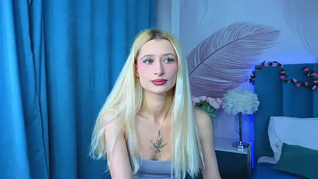 Snapshot of Monica_Leen chatting on 11/15/25, 06:28 Monica Leen online show from 11/15/25, 06:28