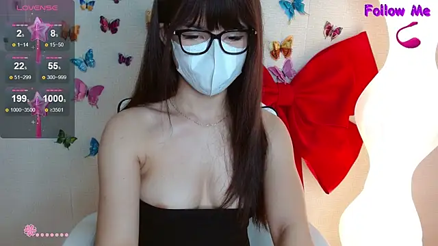 Snapshot of Boobyy-Bae chatting on 10/09/25, 03:29 Boobyy-Bae online show from 10/09/25, 03:29