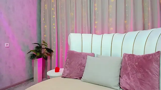  Sunpuddle online show from 03/26/26, 01:15