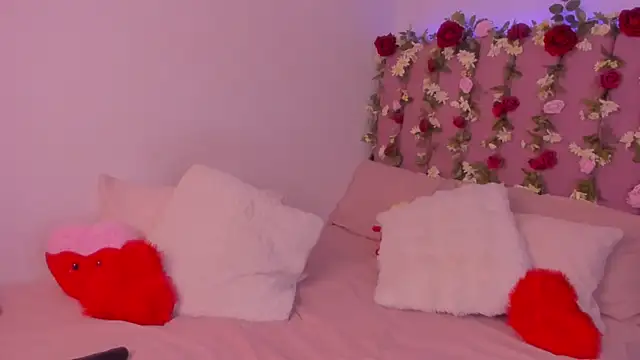 MiaWonderfull online show from 02/22/26, 04:59