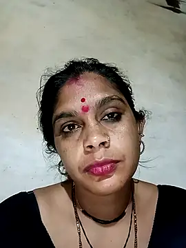 Snapshot of Chanchal_ji chatting on 09/25/25, 12:05 Chanchal ji online show from 09/25/25, 12:05