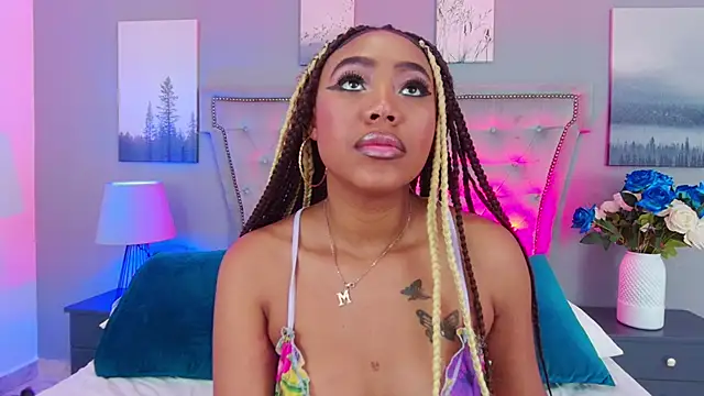 AngelaRoberts online show from 11/06/25, 04:16