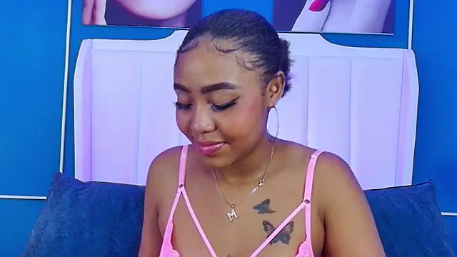 AngelaRoberts online show from 10/21/25, 02:55