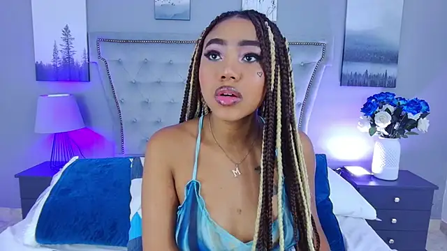 AngelaRoberts online show from 11/27/25, 04:57