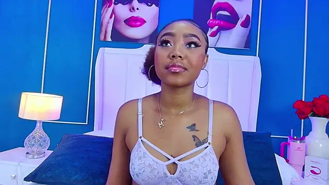 AngelaRoberts online show from 10/22/25, 04:23