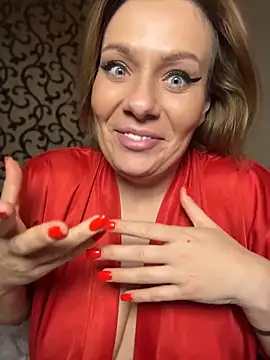 emmasweett11 online show from 04/12/26, 02:04