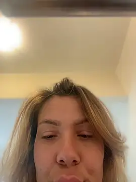emmasweett11 online show from 07/05/26, 04:19