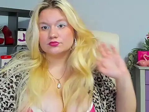 Snapshot of samantha_darling chatting on 06/30/26, 02:17 samantha darling online show from 06/30/26, 02:17