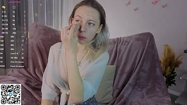 NyxaThorn online show from 02/09/26, 04:05