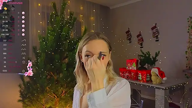 NyxaThorn online show from 12/20/25, 02:42