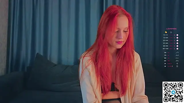 GildedKitten online show from 10/10/25, 06:31