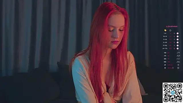 GildedKitten online show from 10/09/25, 06:08