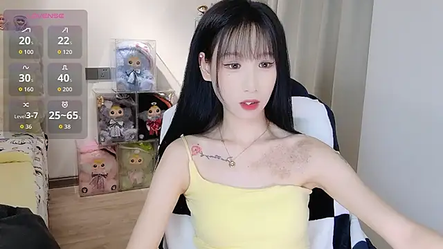 Snapshot of M-OTT_ chatting on 12/20/25, 01:25 M-OTT online show from 12/20/25, 01:25