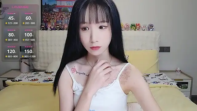 Snapshot of M-OTT_ chatting on 11/26/25, 05:18 M-OTT online show from 11/26/25, 05:18