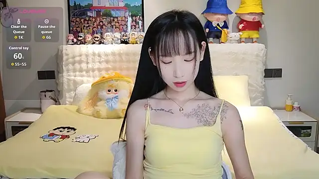 Snapshot of M-OTT_ chatting on 11/07/25, 12:42 M-OTT online show from 11/07/25, 12:42