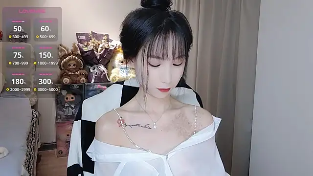 Snapshot of M-OTT_ chatting on 02/16/26, 12:04 M-OTT online show from 02/16/26, 12:04